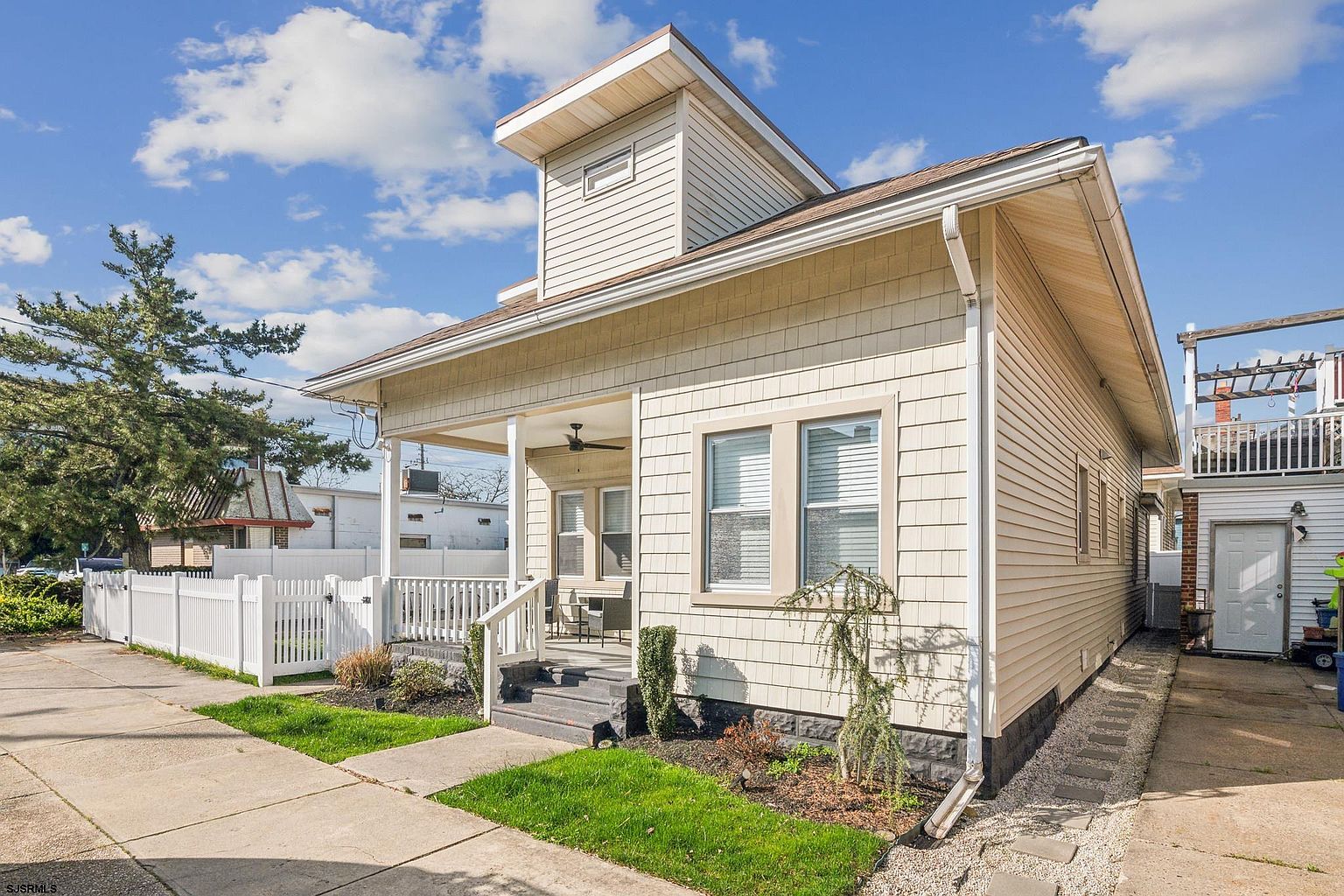 106 N Avolyn Ave, Ventnor, NJ