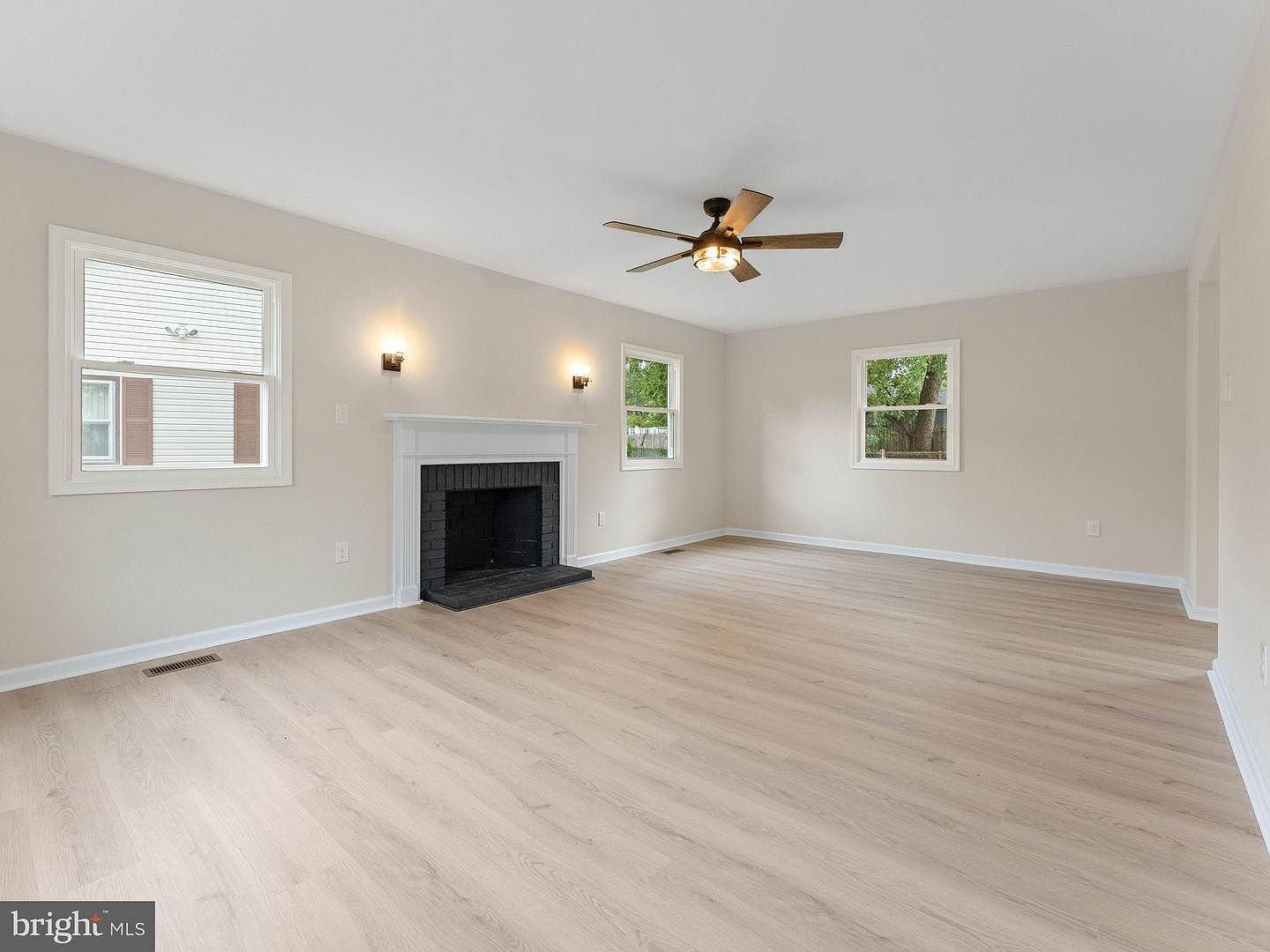 25 Eagen Ln, Willingboro, NJ photo 6