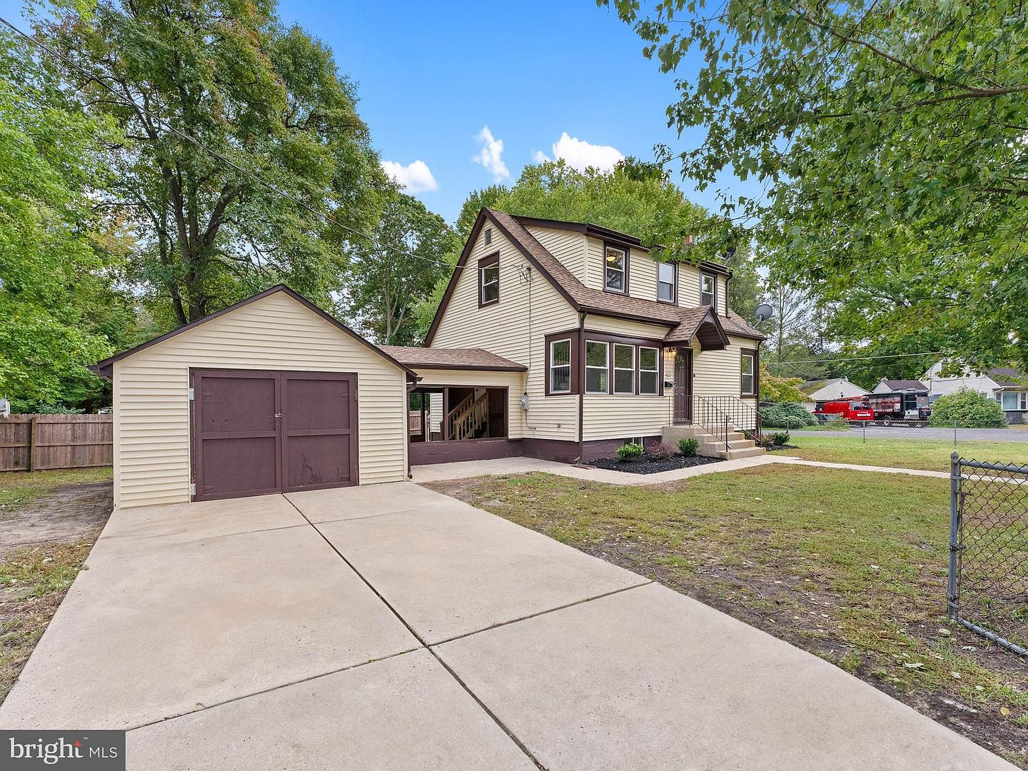 30 Oak Ln, Lindenwold, NJ photo 1