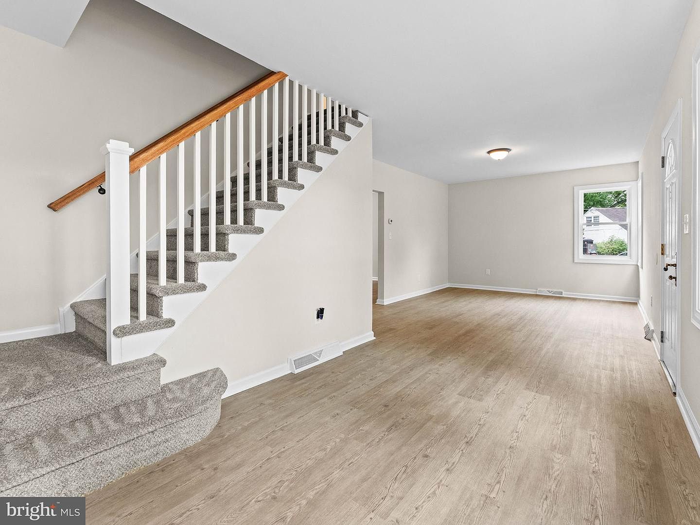 30 Oak Ln, Lindenwold, NJ photo 5