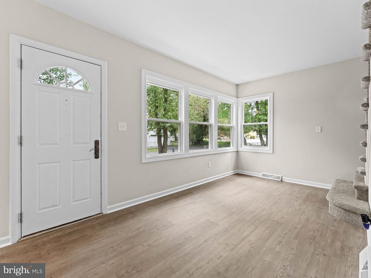 30 Oak Ln, Lindenwold, NJ photo 6