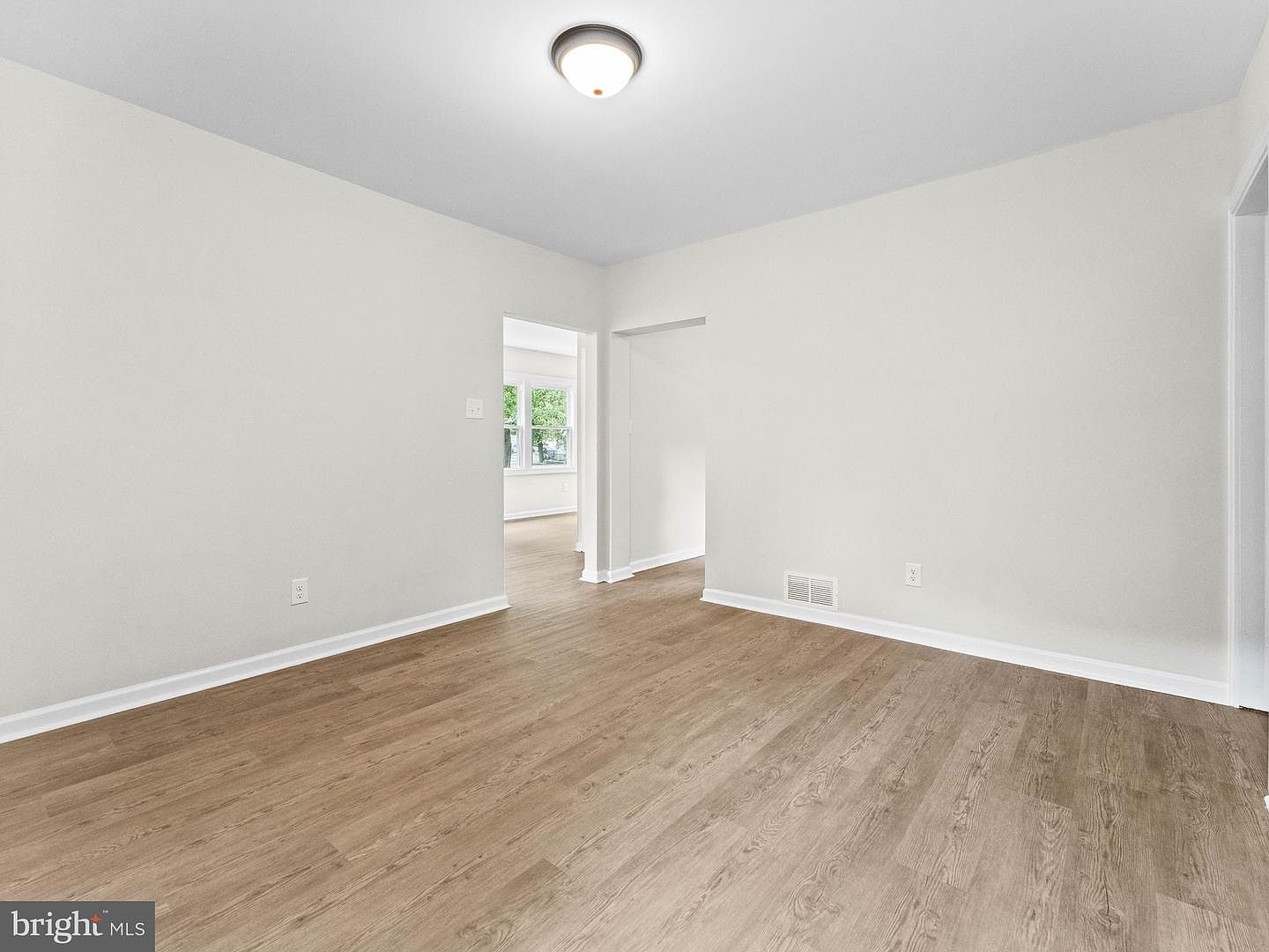 30 Oak Ln, Lindenwold, NJ photo 10