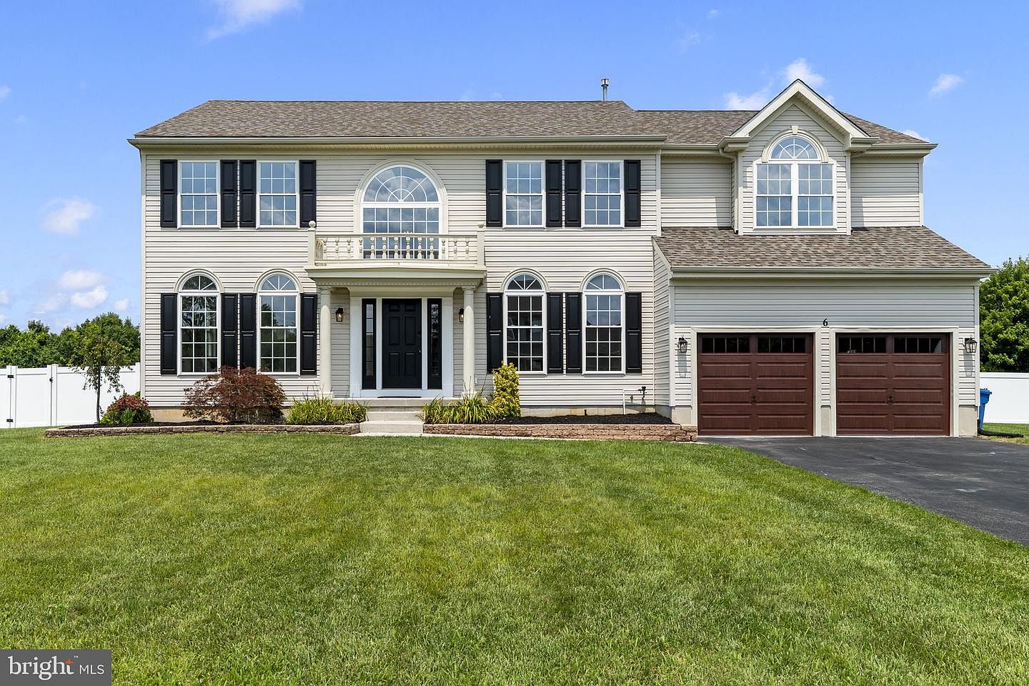 6 Skyline Cir, Sewell, NJ photo 1