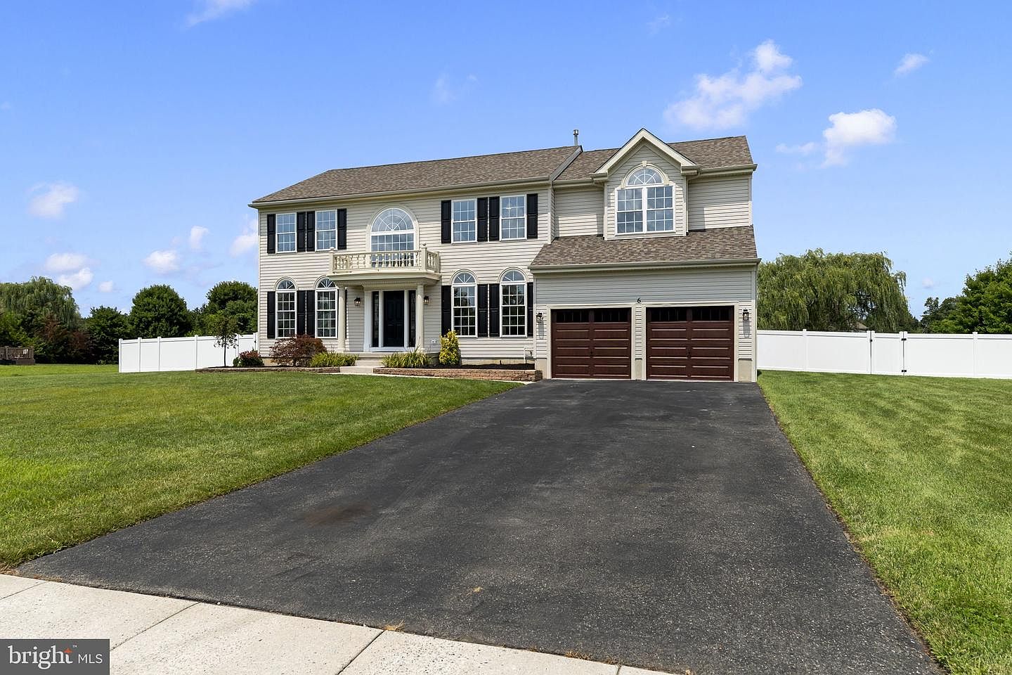 6 Skyline Cir, Sewell, NJ photo 2