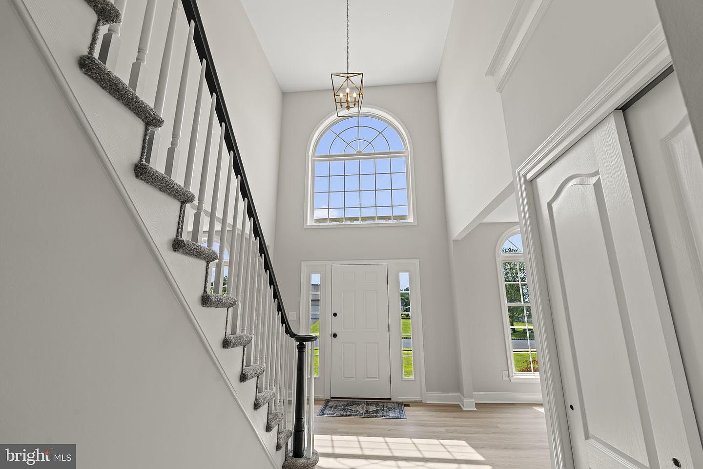 6 Skyline Cir, Sewell, NJ photo 5